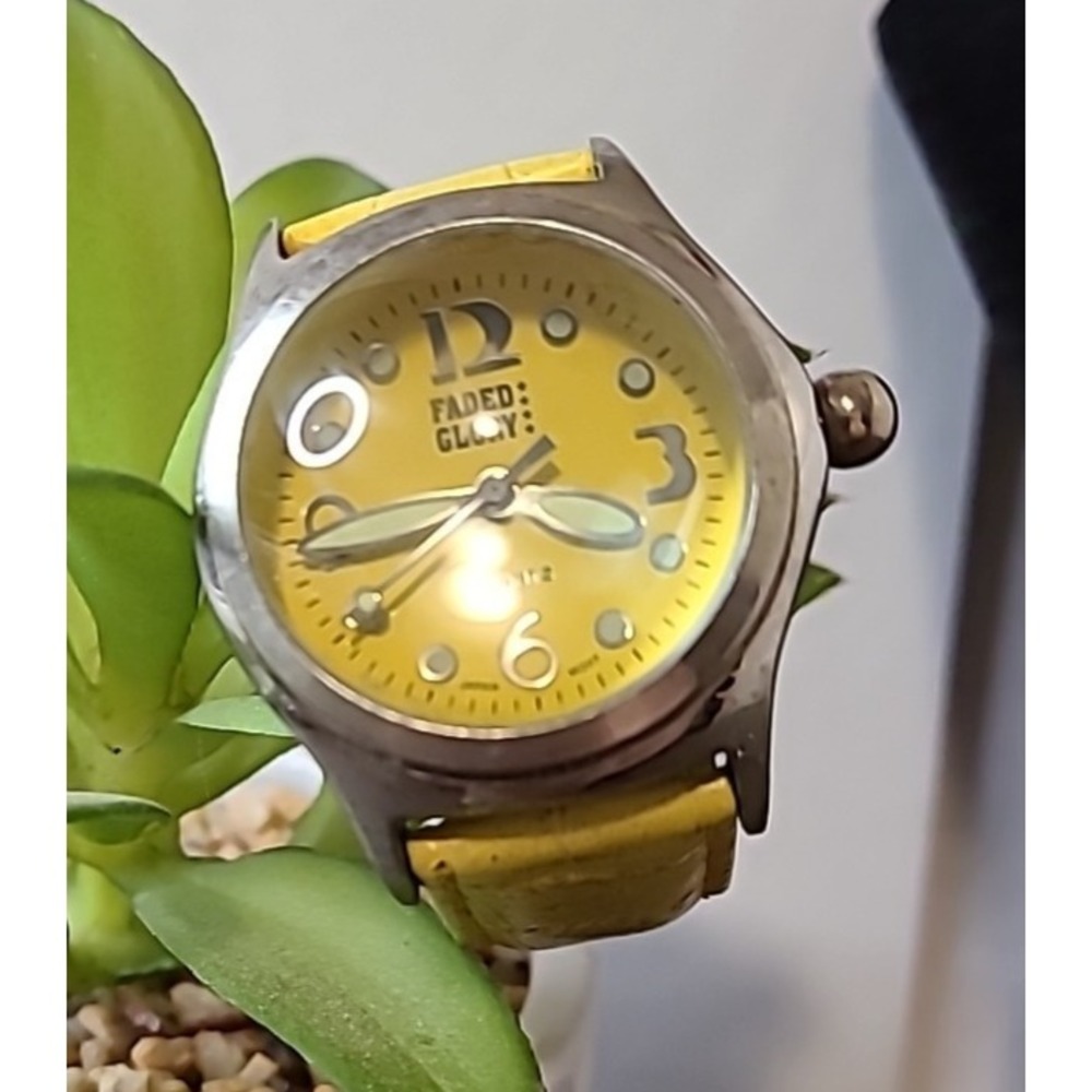 Faded Glory Yellow Watch Silver Tone Case Quartz Fashion Wristwatch